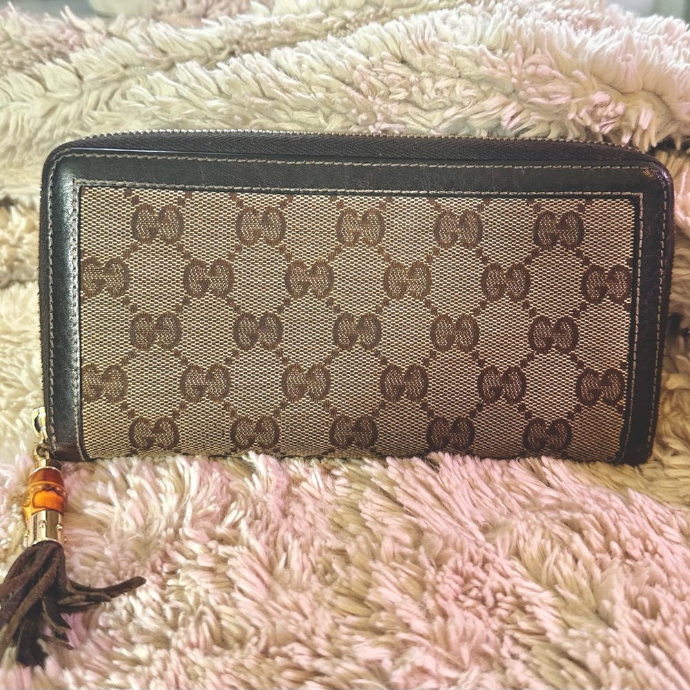🔥GUCCI Zippy Bamboo GG Canvas Organizer Wallet Beige
